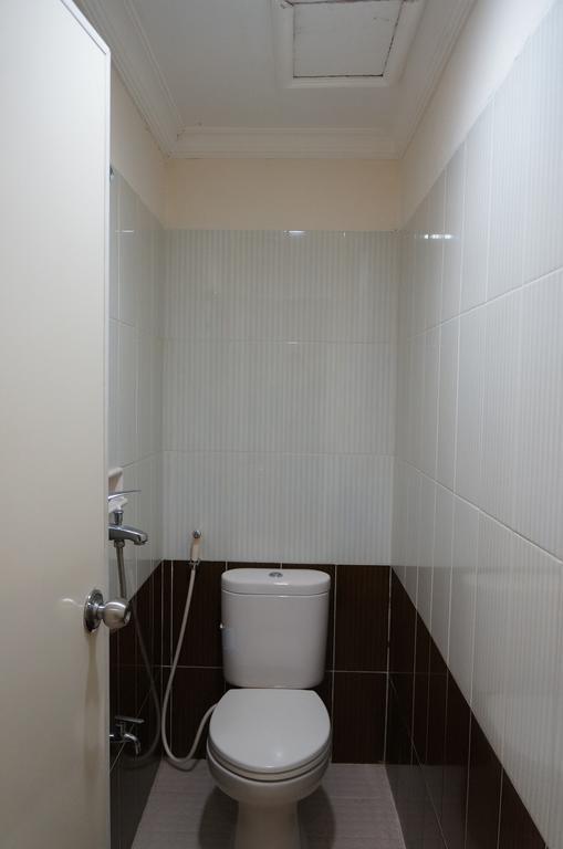Jesnic Hotel Padang  Cameră foto